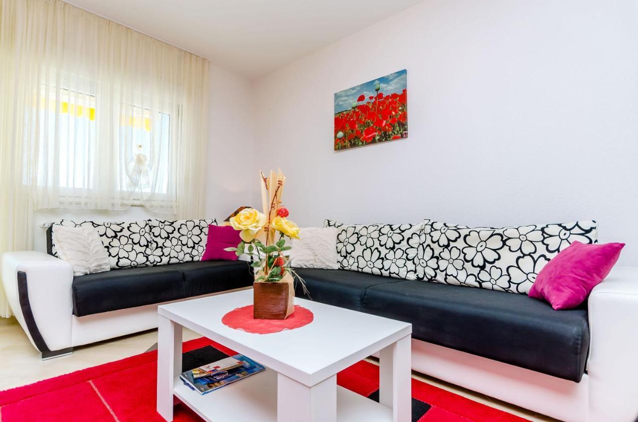 Apartments Palm Tree Trogir Exterior foto