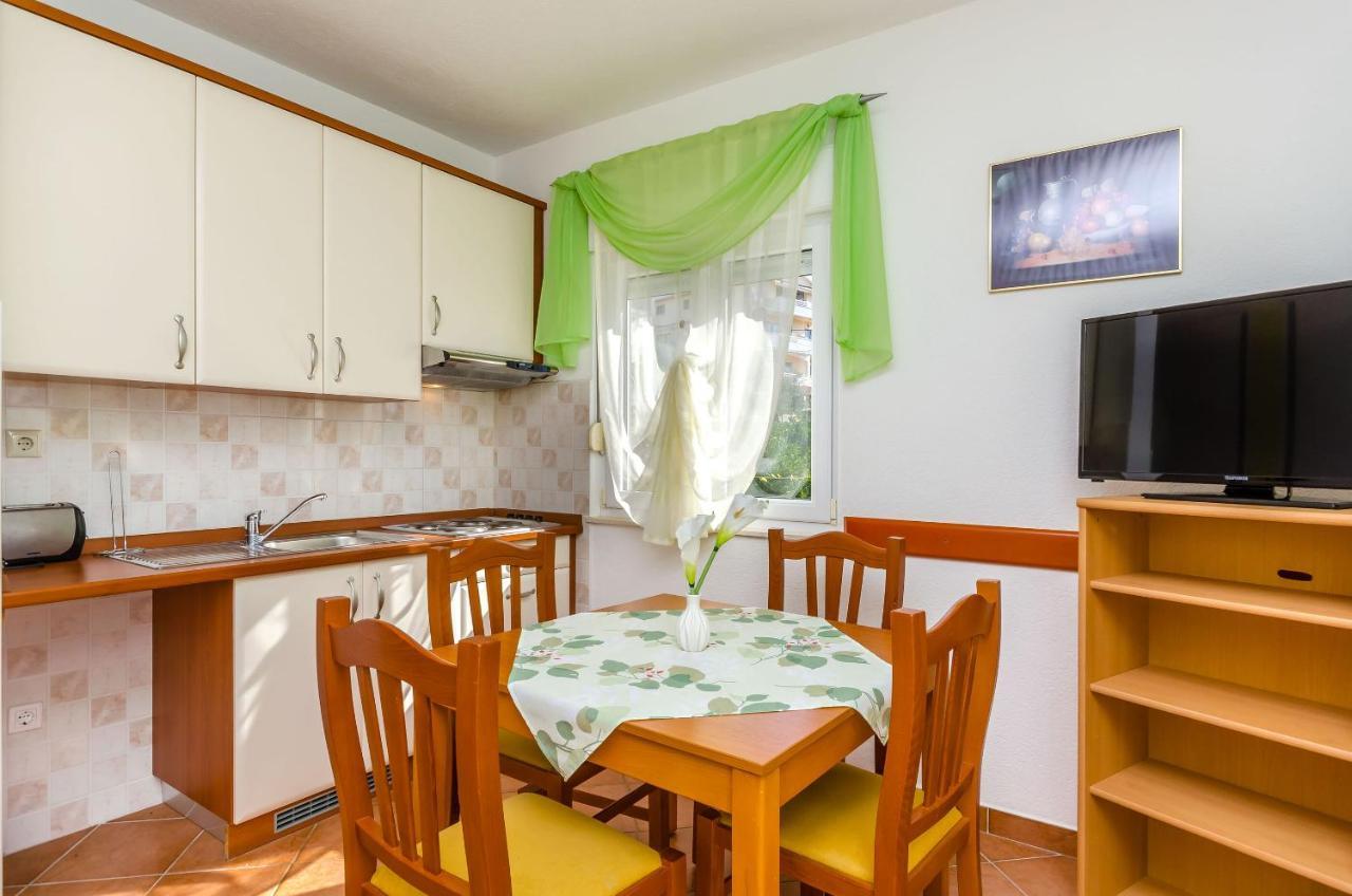 Apartments Palm Tree Trogir Exterior foto