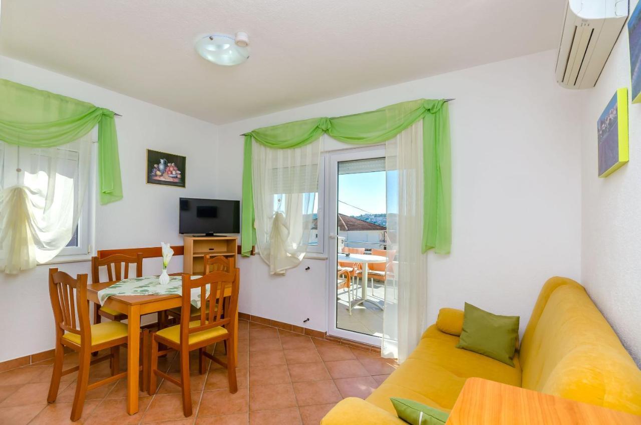 Apartments Palm Tree Trogir Exterior foto