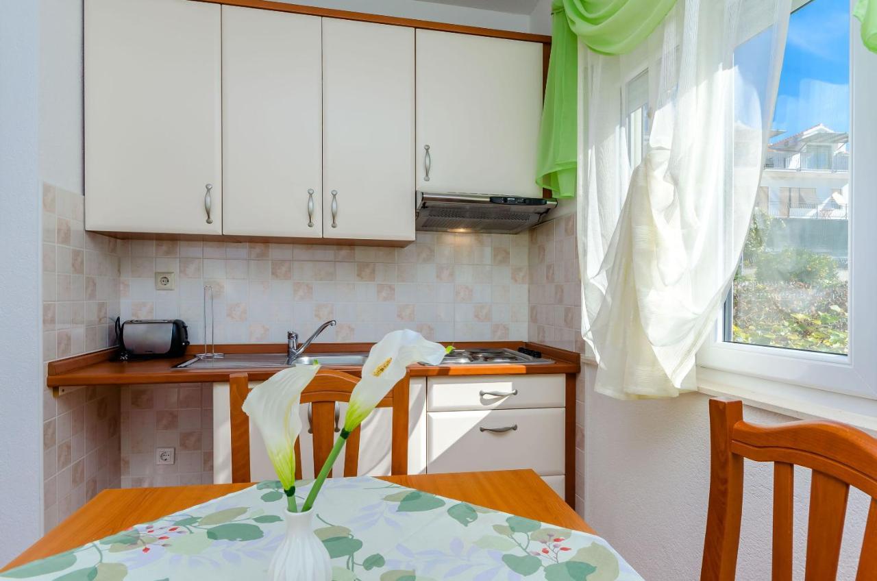 Apartments Palm Tree Trogir Exterior foto